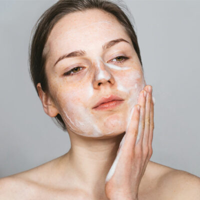 5 bad habits that lead to poor skin